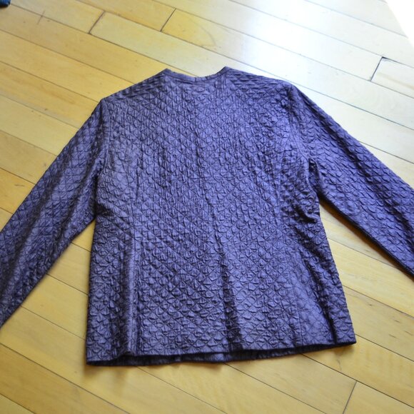 Eileen Fisher plum quilted lined 100% silk jacket W pockets Size S - Picture 12 of 15